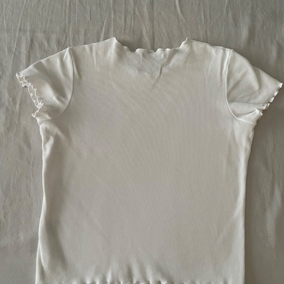 Brandy Melville white shirt - Picture 3 of 4